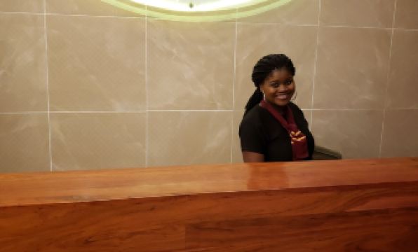 Selborne Hotel - Housity