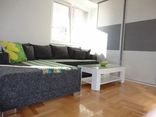 Accommodation Mell - Pensions