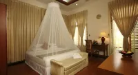 Myat Taw Win Hotel Các khách sạn gần Htandabin Forest Monastery