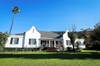 Altes Landhaus Country Lodge - อ่างจากุชชี่