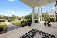 The Plantation House Boutique Inn Hotels in Travis County