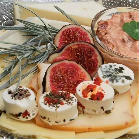 Strohhutmanufaktur Отели рядом с достопримечательностью «Шлос Пилльниц»