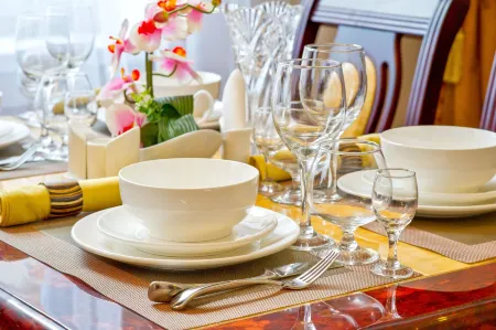 Hotel Park Suites Отели рядом с достопримечательностью «Парк-Дендрарий»