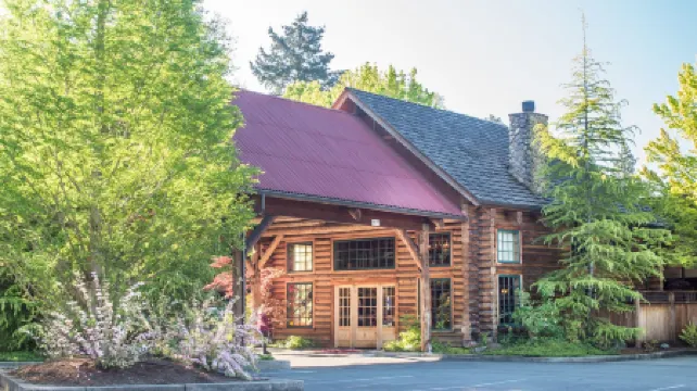 The Lodge at Riverside