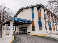 Ramada by Wyndham Helena Hotels in Helena