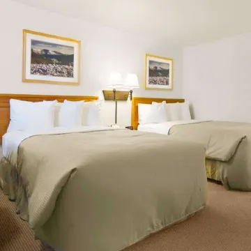 Magnuson Hotel Park Vue