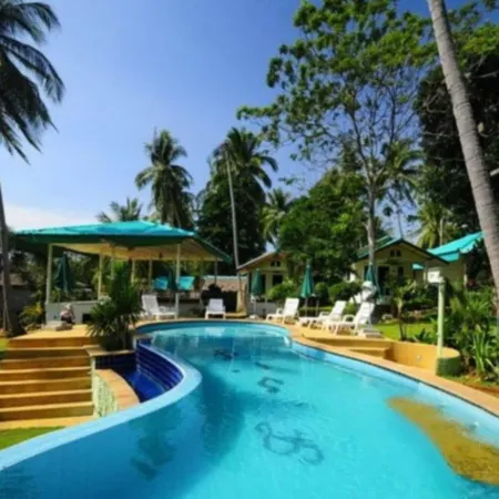 Green Cottage Beach Resort Отели рядом с достопримечательностью «Бухта Бангбао»