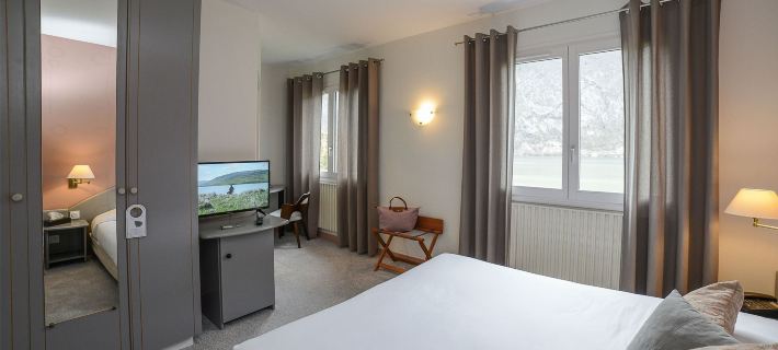 Novalaise Plage Hotels in Savoie