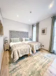 Latitude 0 Degrees Hotels in 