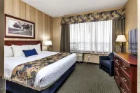 Redwood Inn & Suites Hotels in Clairmont
