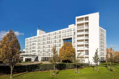 NH Amsterdam Noord Hotels near Cafe Ruk & Pluk