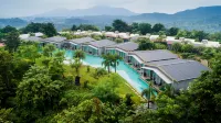 The Forest Club Resort Hotel a Arvand