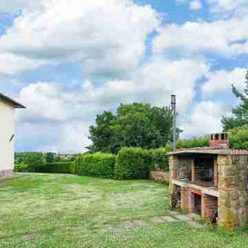 Aesthetic Farmhouse in Bucine with Barbecue Hotel Exterior