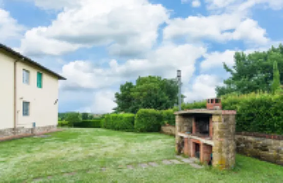 Aesthetic Farmhouse in Bucine with Barbecue