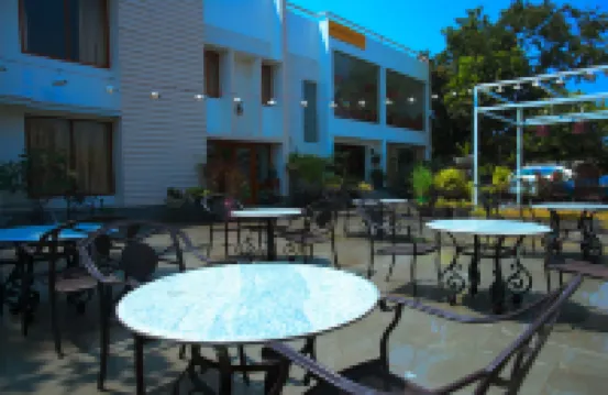 海尼斯特別墅酒店 - 奧拉加達姆 - 斯里佩魯姆布杜爾