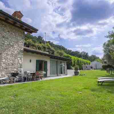 La Casetta sul Lago Hotel Exterior