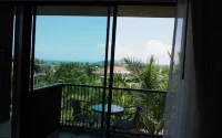 HULA HULA RESORT l truly tropical and fun wellness
