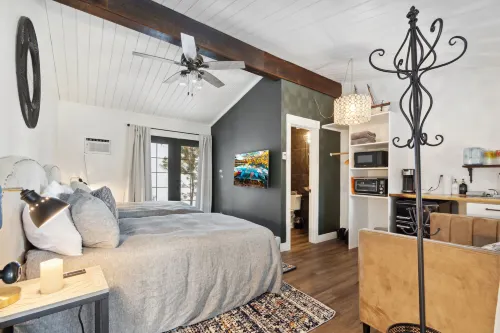 Ferncliff Lodge Hotels in Boulder County