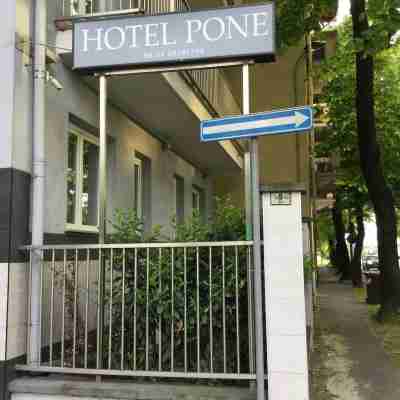 ホテルポネ Hotel Exterior