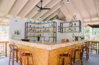 德尼卡斯套房飯店