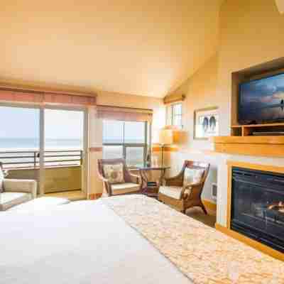 The Ocean Lodge Rooms