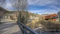 Ore Station 2 by AvantStay Modern Oasis in the Heart of Telluride w Hot Tub
