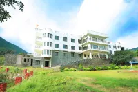 Rang Bhawan Inn- A Lake View Hotel Hotels near Kumbhalgarh Wildlife Sanctuary