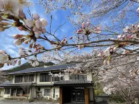 Hatara Co-living Minano Subako Hotels near Toshoin