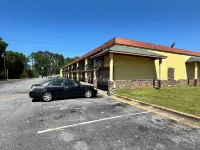 OYO Hotel Phenix City Central