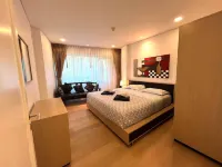 One Bedroom at hua Hin Main Downtown with 5 Mins walk To Beach Hotels in 