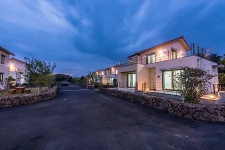 Dream in Jeju Отели рядом с достопримечательностью «The Venice Land»