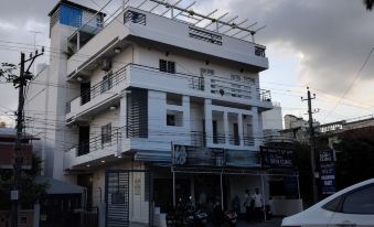 SLV AASHRAYA APARTMENT STAY