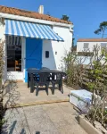 Atlantique 165 Hotels near Rade d'Amour