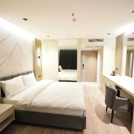 Assyria Hotel