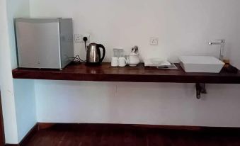 Crips Hill Apartments