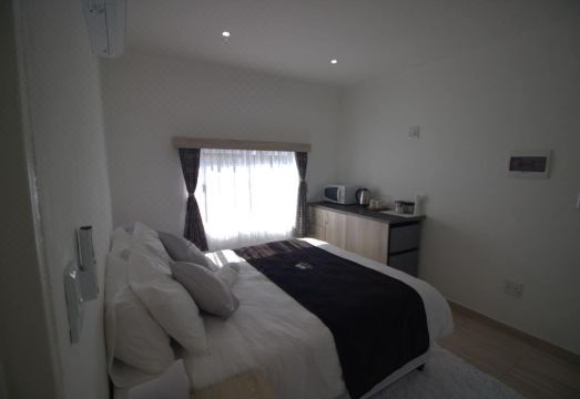 리틀 부시 게스트하우스