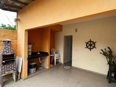 Tres Quartos, ar e Cama de Casal Отели рядом с достопримечательностью «Shells Beach»