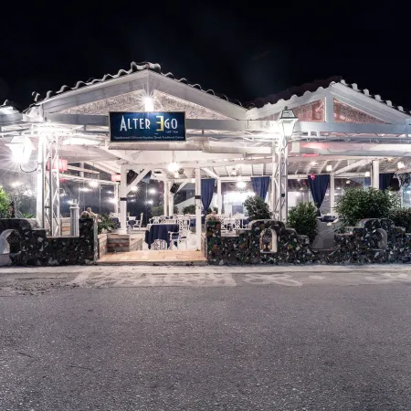 Yianna Hotel