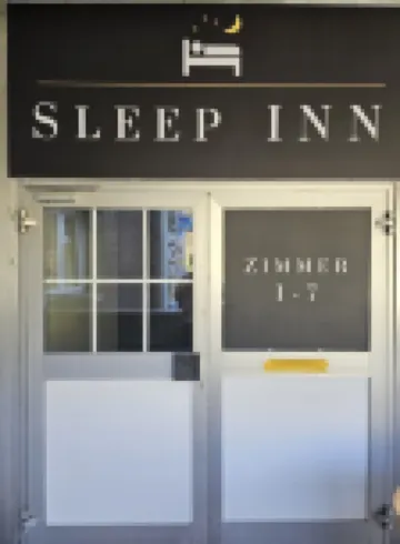 อพาร์ตโฮเทล Sleep INN โรงแรมใน