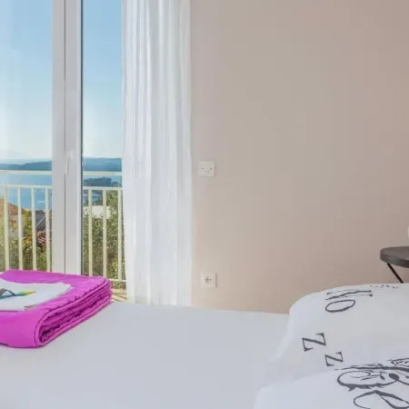 Peaceful Apartment with Beautiful View
