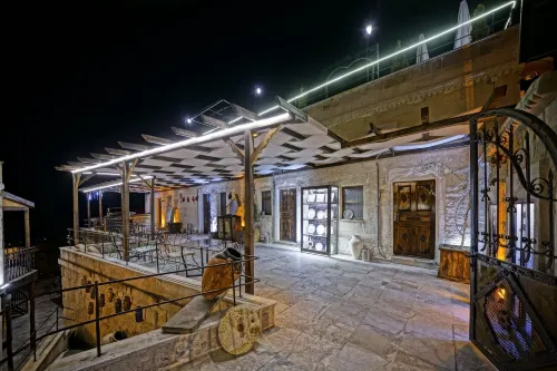 Emit Sakura Cave Hotel - สัตว์เลี้ยง