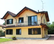 Villa Giglio Hotels near Terminal 2 of Malpensa Airport
