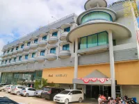 Hotel Mariat Sorong Hotels in Sorong