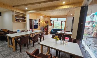 Green View Hotel and Restaurant