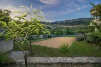 House Anavi Hotels in Tugare