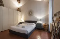 Porta Rossa Modern by Mmega