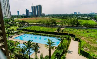 Nice and Fancy Studio Room at Sky House BSD Apartment