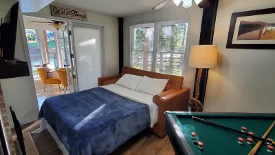 Cozy Lakehouse on Quiet Cove Hotels in der Nähe von Carowinds