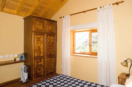 CASA RURAL BANDA DELAS ROSAS