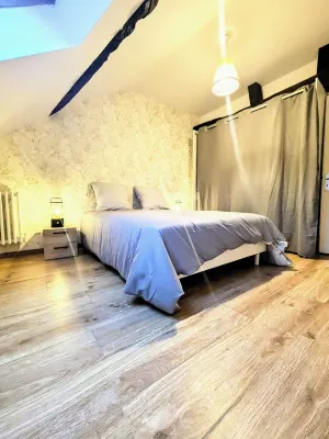 "La Citadelle - Duplex with view of Château-fort Hotels near galerie Stacklr